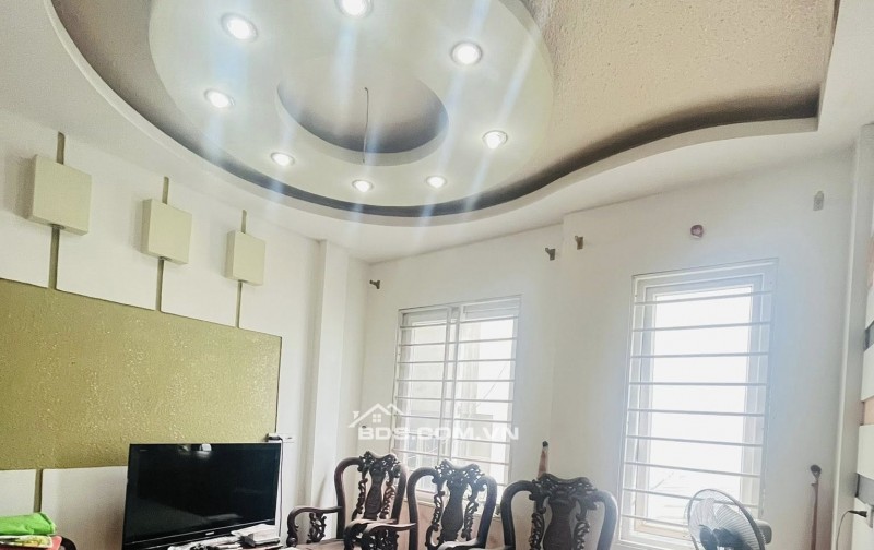 Nhà Yên Hòa - Phân Lô 3 Gác Tránh- 2 Nhà Ra Phố - Ngõ Thông Kinh Doanh